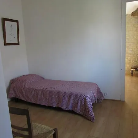 Maison Avec Piscine Non Chauffee & Partagee, 50m2 A 24km De La Rochelle 펜션 마란스